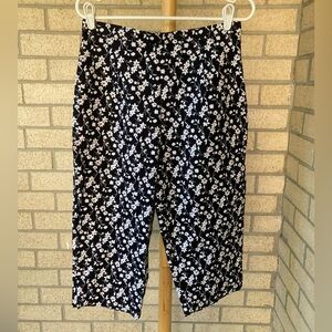 Vintage Black Capri Length Wide Leg Pants White Floral Print Cotton Spandex Pant
